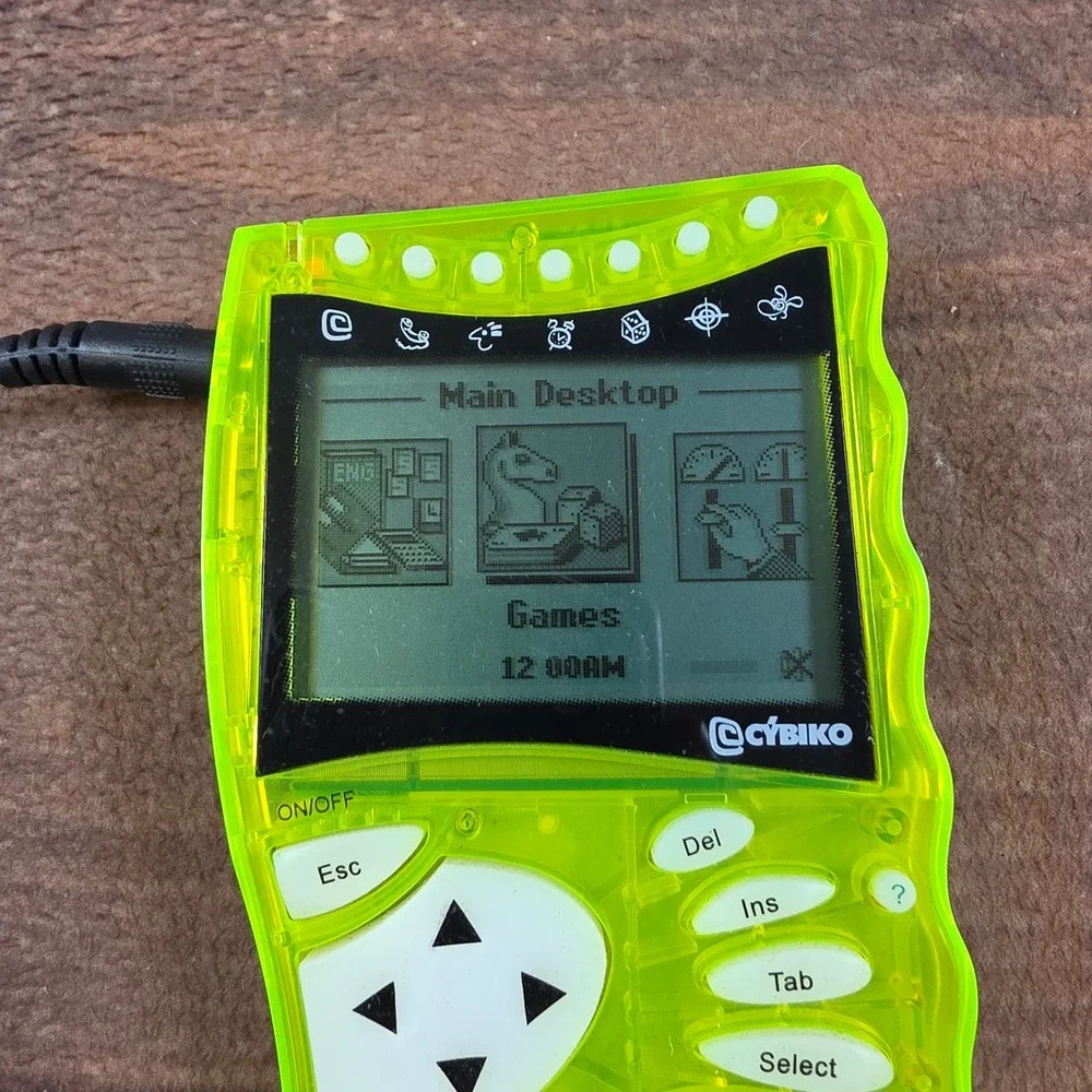 Cybiko CY6411 Handheld Computer Neon Green Good Vintage Wireless Console READ